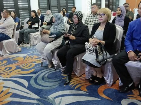 Audience at an education seminar in Malaysia