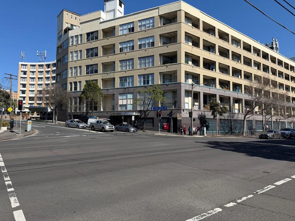 Street view during an AM EDU Resources visit to Signet Institute of Australia